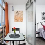 Home2book Candemar Ocean View كانديلاريا